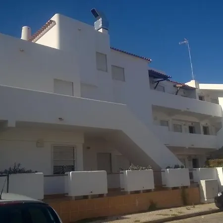 Апартаменты Navegador Park View 5 Pers *